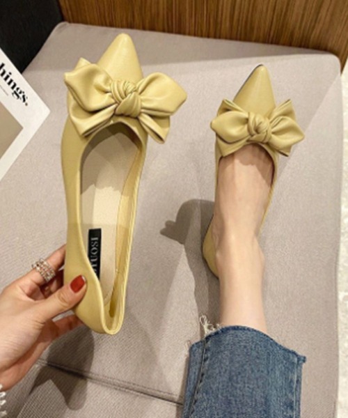 Silly（シリー）の「【リボンで大人ガーリー】ポインテッドトゥリボンパンプス（パンプス・レディース・ベージュ/イエロー/ブラック・SMALL/MEDIUM/LARGE）」の11枚目の写真