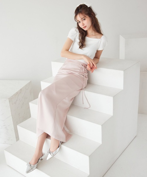 REDYAZEL（レディアゼル）の「ハイウエストサテンナロースカート（スカート・レディース・ブラック/ピンク/イエロー・FREE）」の4枚目の写真