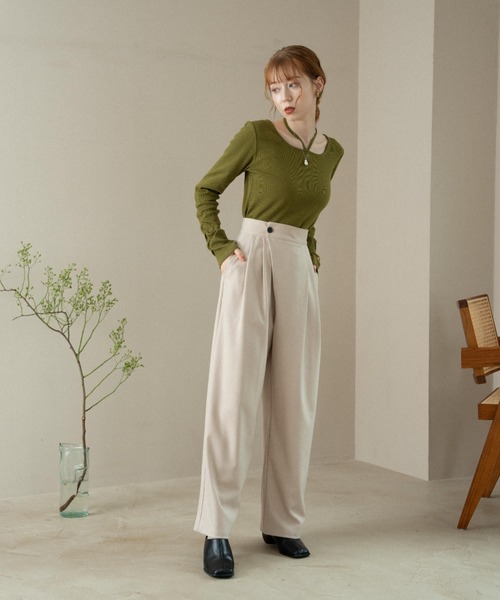 hinari（ヒナリ）の「ラップタックパンツ（その他パンツ・レディース・チャコールグレー/ライトベージュ/ブラック・SMALL/X-SMALL/FREE）」の7枚目の写真