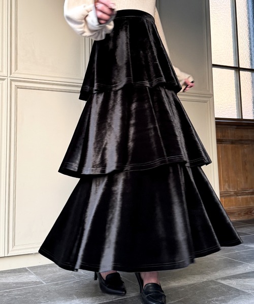 junoah(ジュノア)の「ベロアフリルティアードスカート【ペチスカートセット】(スカート・レディース・ライトベージュ/ブラック/チャコール・LARGE/MEDIUM/X-LARGE)」の8枚目の写真