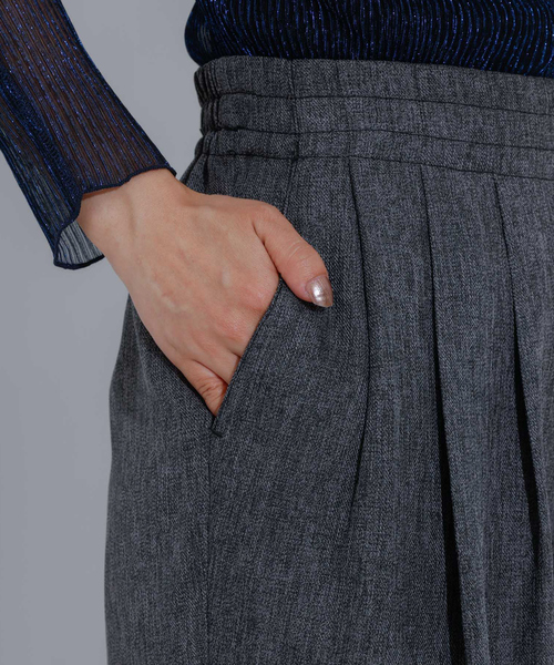 NOMINE（ノミネ）の「【セットアップ着用可】シャーク タックワイドパンツ（スラックス・レディース・オレンジ系その他/グレー・S/M）」の8枚目の写真