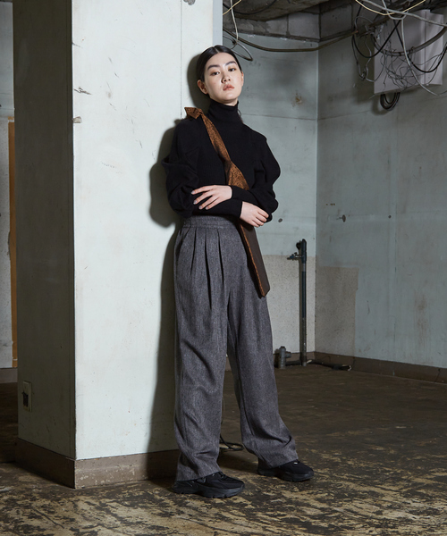 NOMINE（ノミネ）の「【セットアップ着用可】シャーク タックワイドパンツ（スラックス・レディース・オレンジ系その他/グレー・S/M）」の19枚目の写真