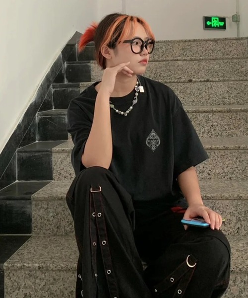 DIAVEL（ディアベル）の「【ユニセックス】エースフラッグプリントTシャツ（Tシャツ/カットソー・レディース・ホワイト/ブラック・M）」の12枚目の写真