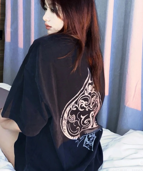 DIAVEL（ディアベル）の「【ユニセックス】エースフラッグプリントTシャツ（Tシャツ/カットソー・レディース・ホワイト/ブラック・M）」の16枚目の写真
