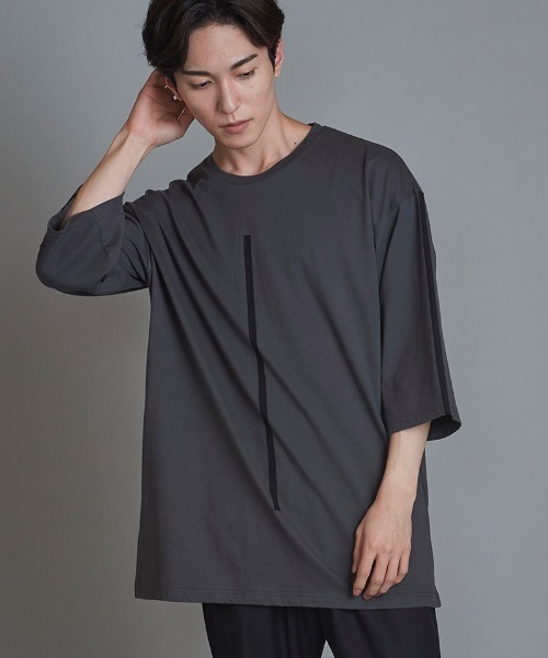NO ID.(ノーアイディ)の「mlt4827-ラインプリント7分袖BIG-T Tシャツ(Tシャツ/カットソー・メンズ・ブラック/ホワイト/グレー・ONE SIZE)」の3枚目の写真