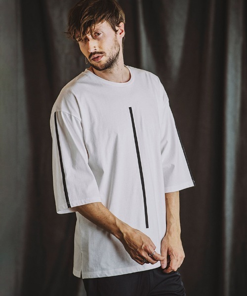 NO ID.(ノーアイディ)の「mlt4827-ラインプリント7分袖BIG-T Tシャツ(Tシャツ/カットソー・メンズ・ブラック/ホワイト/グレー・ONE SIZE)」の5枚目の写真