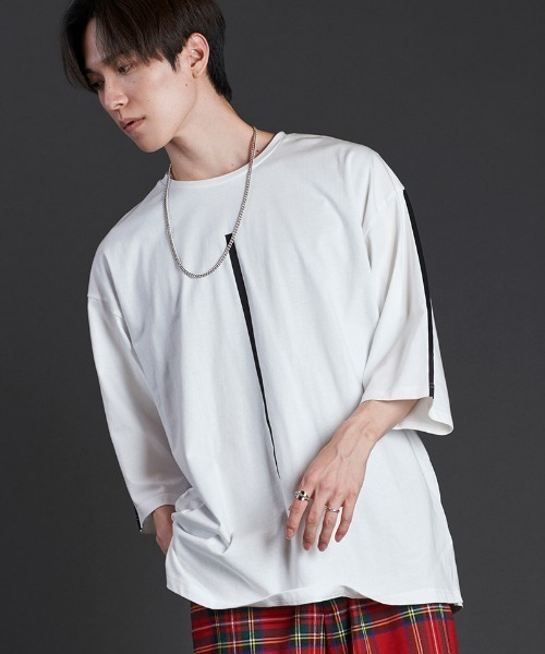 NO ID.(ノーアイディ)の「mlt4827-ラインプリント7分袖BIG-T Tシャツ(Tシャツ/カットソー・メンズ・ブラック/ホワイト/グレー・ONE SIZE)」の9枚目の写真