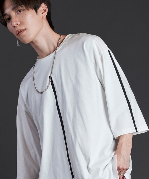 NO ID.(ノーアイディ)の「mlt4827-ラインプリント7分袖BIG-T Tシャツ(Tシャツ/カットソー・メンズ・ブラック/ホワイト/グレー・ONE SIZE)」の11枚目の写真