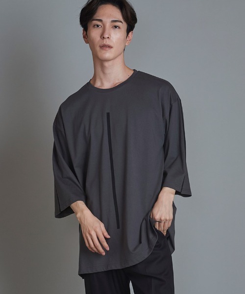 NO ID.(ノーアイディ)の「mlt4827-ラインプリント7分袖BIG-T Tシャツ(Tシャツ/カットソー・メンズ・ブラック/ホワイト/グレー・ONE SIZE)」の16枚目の写真