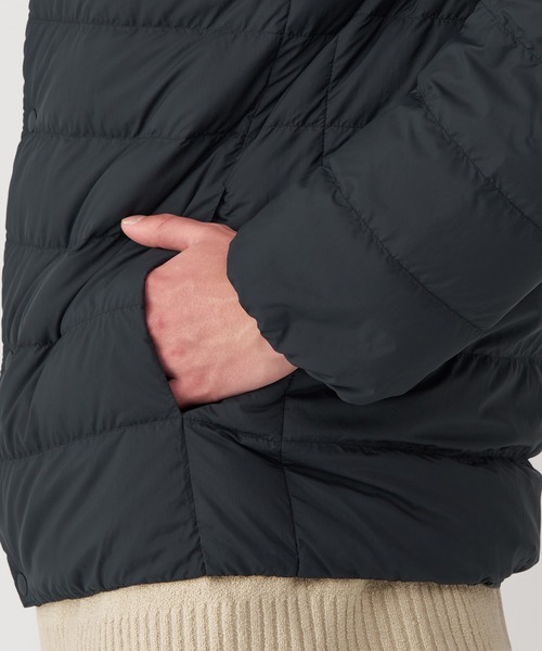 無印良品（ムジルシリョウヒン）の「紳士　軽量ダウンノーカラージャケット（帯電防止裏地）（ダウンジャケット/コート・メンズ・ブラック/ダークブラウン系/ダークグレー/ブルー系・S/L/XL/M）」の9枚目の写真