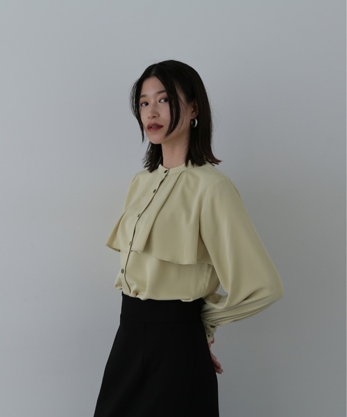 N.（N. Natural Beauty Basic）（エヌエヌナチュラルビューティーベーシック）の「◆◇ ケープディティールブラウス（シャツ/ブラウス・レディース・イエロー/オフホワイト/ブラック/グレー系その他・MEDIUM）」の8枚目の写真