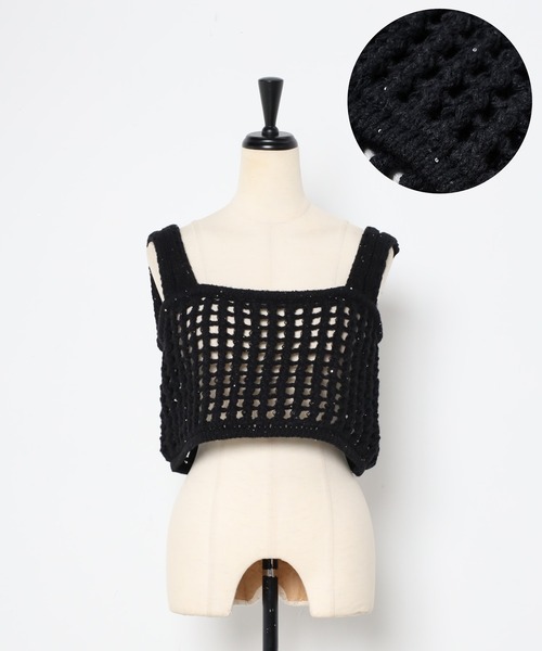 MINERTE（ミネルテ）の「【MINERTE】flip-sequin knit bustier / 格子編みスパンコール付きニットビスチェ（キャミソール・レディース・アイボリー/ブラック・FREE）」の4枚目の写真
