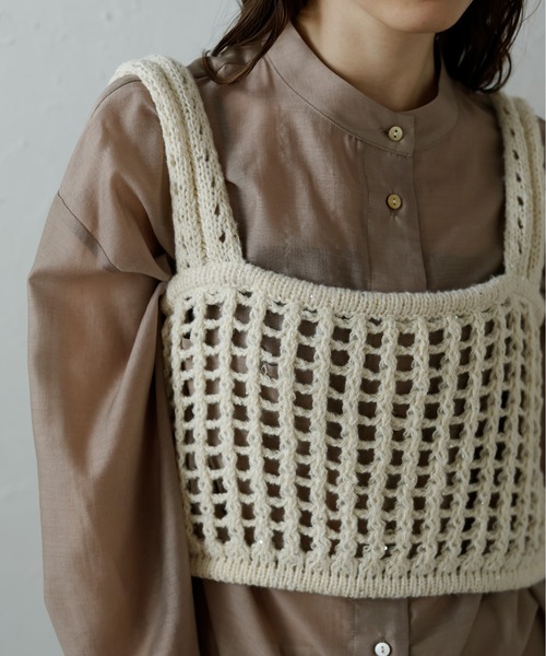 MINERTE（ミネルテ）の「【MINERTE】flip-sequin knit bustier / 格子編みスパンコール付きニットビスチェ（キャミソール・レディース・アイボリー/ブラック・FREE）」の16枚目の写真