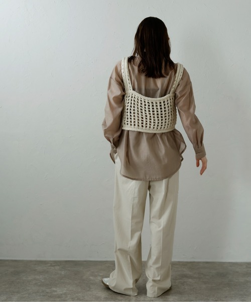 MINERTE（ミネルテ）の「【MINERTE】flip-sequin knit bustier / 格子編みスパンコール付きニットビスチェ（キャミソール・レディース・アイボリー/ブラック・FREE）」の12枚目の写真