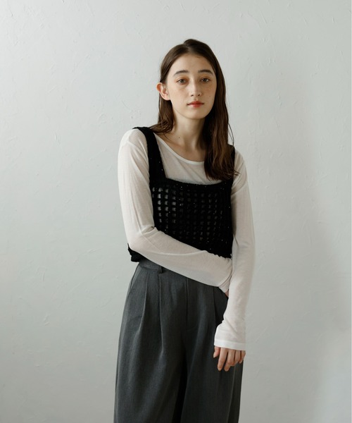 MINERTE（ミネルテ）の「【MINERTE】flip-sequin knit bustier / 格子編みスパンコール付きニットビスチェ（キャミソール・レディース・アイボリー/ブラック・FREE）」の18枚目の写真