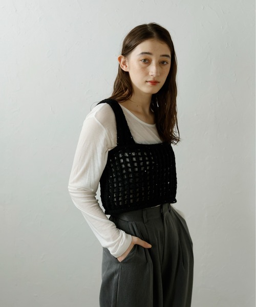 MINERTE（ミネルテ）の「【MINERTE】flip-sequin knit bustier / 格子編みスパンコール付きニットビスチェ（キャミソール・レディース・アイボリー/ブラック・FREE）」の19枚目の写真