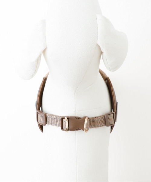 moncheri(モンシェリ)の「ソフトメッシュハーネス(リード/ハーネス/首輪・レディース・ベージュ・S/M)」の21枚目の写真