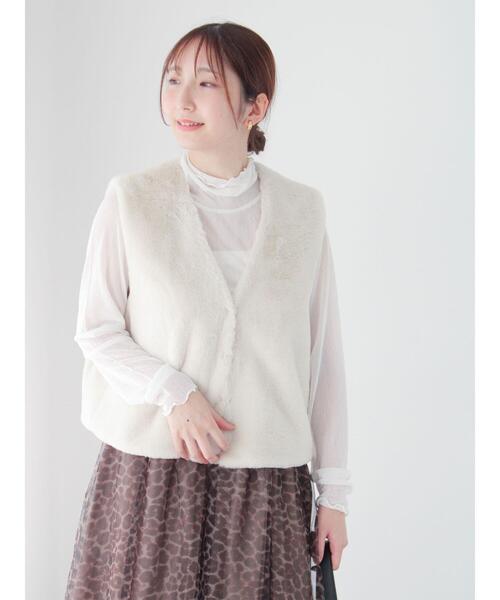 Te chichi TERRASSE（テチチテラス）の「シアータートルトップス（Tシャツ/カットソー・レディース・ブラック/オフホワイト/ブルー・F）」の10枚目の写真