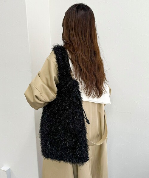 fredy emue（フレディエミュ）の「ラメモコモールドロスト トートバック（トートバッグ・レディース・ライトグレー/ブラック・FREE）」の5枚目の写真