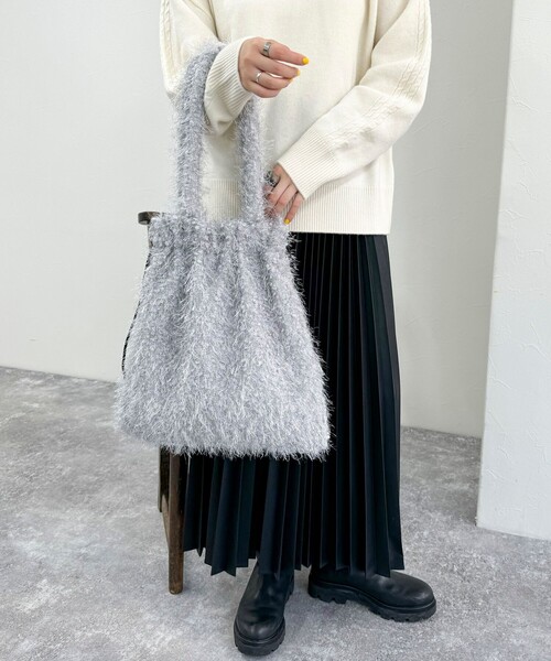 fredy emue（フレディエミュ）の「ラメモコモールドロスト トートバック（トートバッグ・レディース・ライトグレー/ブラック・FREE）」の13枚目の写真