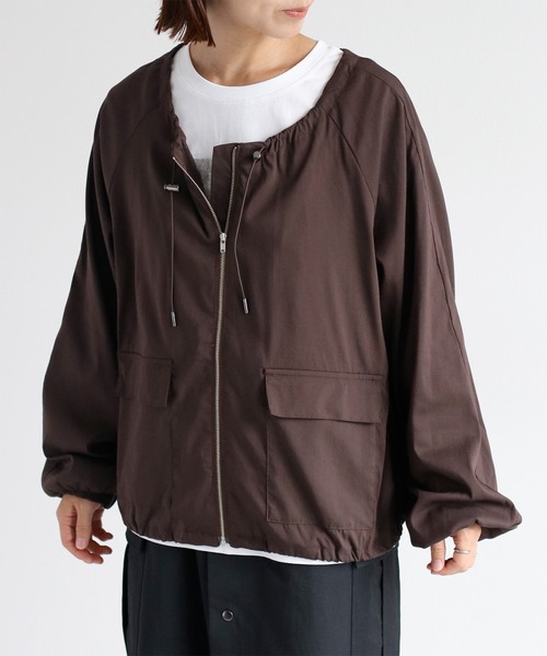 cepo（セポ）の「ネックドロストギャザージャケット（ブルゾン・レディース・ブラウン/ブラック・M）」の10枚目の写真