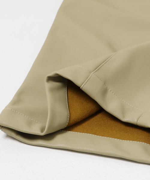 URBAN RESEARCH（アーバンリサーチ）の「レザーライクコクーンパンツ（その他パンツ・レディース・ブラック/ベージュ・FREE）」の17枚目の写真