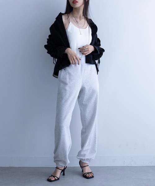MAISON BREEZE(メゾンブリーズ)の「【MAISON BREEZE】クロスストラップ カップインリブキャミソール(キャミソール・レディース・ブラック/グレー/ホワイト/ブラウン・S/M)」の15枚目の写真