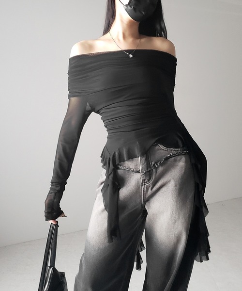 me+em select(ミームセレクト)の「※【 2color 】オフショルダーシアーフリルトップス / off shoulder sheer frill tops(その他トップス・レディース・ブラウン/ブラック・FREE)」の16枚目の写真