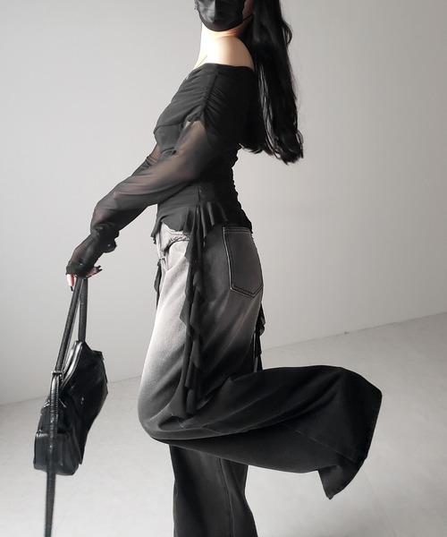 me+em select(ミームセレクト)の「※【 2color 】オフショルダーシアーフリルトップス / off shoulder sheer frill tops(その他トップス・レディース・ブラウン/ブラック・FREE)」の18枚目の写真