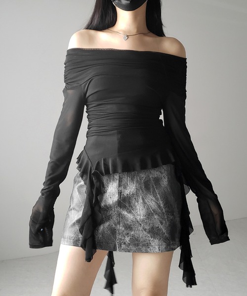 me+em select(ミームセレクト)の「※【 2color 】オフショルダーシアーフリルトップス / off shoulder sheer frill tops(その他トップス・レディース・ブラウン/ブラック・FREE)」の5枚目の写真