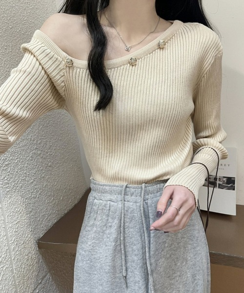 SEU(エスイーユー)の「ワンショルダー長袖リブニット ぴったり シンプル 韓国ファッション 春 秋 冬(ニット/セーター・レディース・ホワイト/ベージュ/グレー/アイボリー/ブルーグレー/ブラック・フリー)」の3枚目の写真