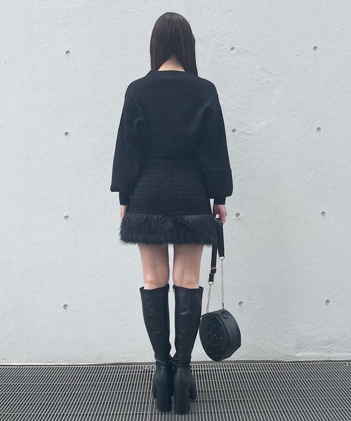 グレー ファー ミニスカート NOMAE（ノーマエ）の「裾ファー台形スカート（スカート）」 - WEAR