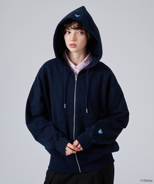 ONCILY（オンシェリー）の「【 Disney / Mickey Mouse 】 HIDDEN LOGO FULL-ZIP HOODIE / 【 ディズニー / ミッキーマウス 】ヒドゥンロゴフルジップフーディ（パーカー・メンズ・ネイビー/ブラック・SMALL/MEDIUM/LARGE）」の6枚目の写真