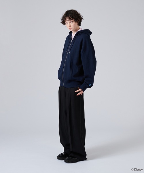 ONCILY（オンシェリー）の「【 Disney / Mickey Mouse 】 HIDDEN LOGO FULL-ZIP HOODIE / 【 ディズニー / ミッキーマウス 】ヒドゥンロゴフルジップフーディ（パーカー・メンズ・ネイビー/ブラック・SMALL/MEDIUM/LARGE）」の13枚目の写真
