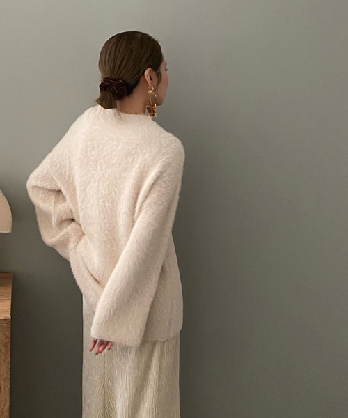 LAULEN(ローレン)の「crew neck shaggy knit /クルーネックシャギー ニット(ニット/セーター・レディース・ブラック/グレー/アイボリー・FREE)」の6枚目の写真