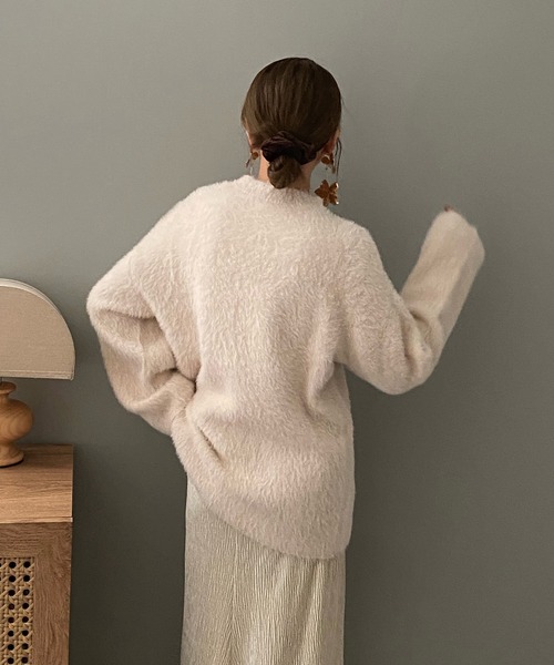 LAULEN(ローレン)の「crew neck shaggy knit /クルーネックシャギー ニット(ニット/セーター・レディース・ブラック/グレー/アイボリー・FREE)」の8枚目の写真