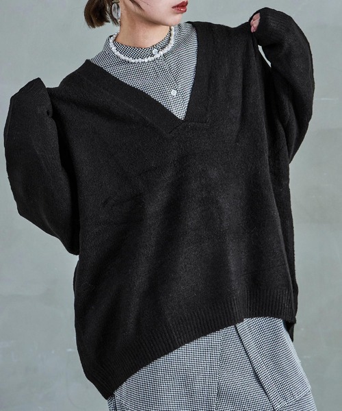 Fashion Letter(ファッションレター)の「【M-5L】深めVネック ニットプルオーバー(ニット/セーター・レディース・ブラック/ライトグレー・4L~5L/LL~3L/M~L)」の4枚目の写真
