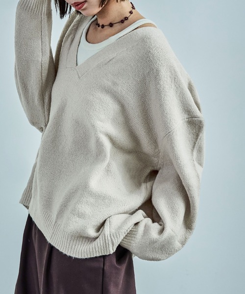 Fashion Letter(ファッションレター)の「【M-5L】深めVネック ニットプルオーバー(ニット/セーター・レディース・ブラック/ライトグレー・4L~5L/LL~3L/M~L)」の21枚目の写真