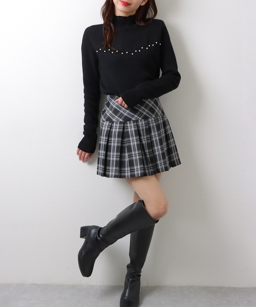 Lace Ladies(レースレディース)の「裏起毛 パール付き メロウ フリル リブ ニット プルオーバー(ニット/セーター・レディース・アイボリー/グレイッシュベージュ/ブラック/ホワイト・FREE)」の8枚目の写真