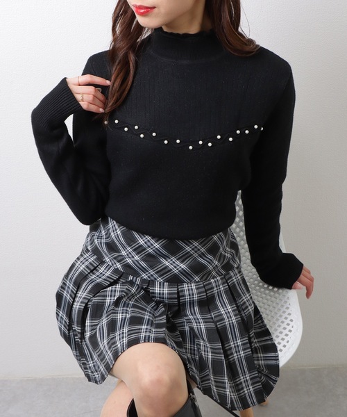 Lace Ladies(レースレディース)の「裏起毛 パール付き メロウ フリル リブ ニット プルオーバー(ニット/セーター・レディース・アイボリー/グレイッシュベージュ/ブラック/ホワイト・FREE)」の9枚目の写真