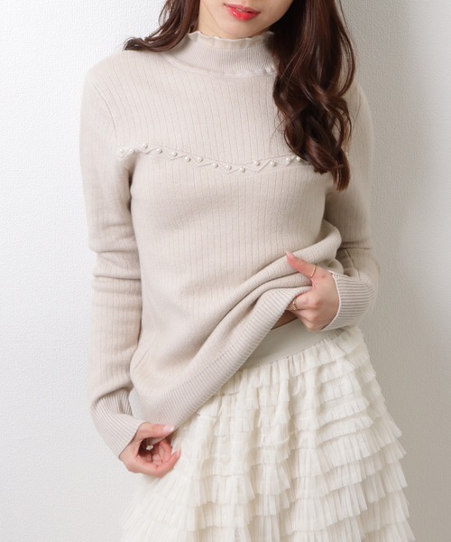 Lace Ladies(レースレディース)の「裏起毛 パール付き メロウ フリル リブ ニット プルオーバー(ニット/セーター・レディース・アイボリー/グレイッシュベージュ/ブラック/ホワイト・FREE)」の14枚目の写真