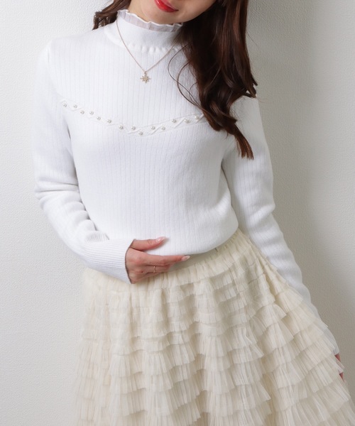 Lace Ladies(レースレディース)の「裏起毛 パール付き メロウ フリル リブ ニット プルオーバー(ニット/セーター・レディース・アイボリー/グレイッシュベージュ/ブラック/ホワイト・FREE)」の22枚目の写真