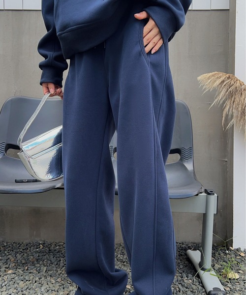 aimoha(アイモハ)の「裏起毛スウェットパンツ(スウェットパンツ・レディース・ブラック/パープル/ネイビー/チョコ/ライトベージュ/ダークベージュ・FREE)」の6枚目の写真