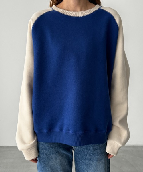 CANAL JEAN（キャナルジーン）の「Lakey Park　ラグラン配色トレーナー 裏起毛（スウェット・レディース・ブルー・ONE SIZE）」の5枚目の写真