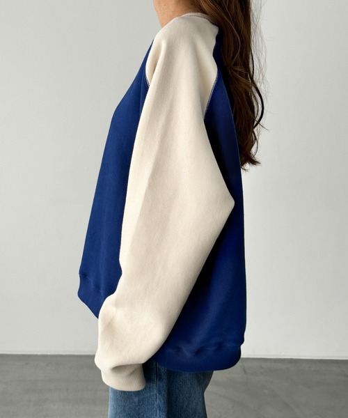 CANAL JEAN（キャナルジーン）の「Lakey Park　ラグラン配色トレーナー 裏起毛（スウェット・レディース・ブルー・ONE SIZE）」の6枚目の写真