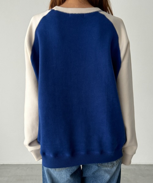 CANAL JEAN（キャナルジーン）の「Lakey Park　ラグラン配色トレーナー 裏起毛（スウェット・レディース・ブルー・ONE SIZE）」の7枚目の写真