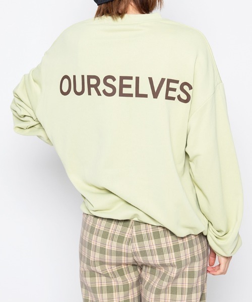 spiritoso（スピリトーゾ）の「【spiritoso】OURSELVESプリントビッグスウェットトレーナー(CP)（スウェット・レディース・杢グレー/スミクロ/グリーン系その他/ホワイト系その他・FREE）」の4枚目の写真