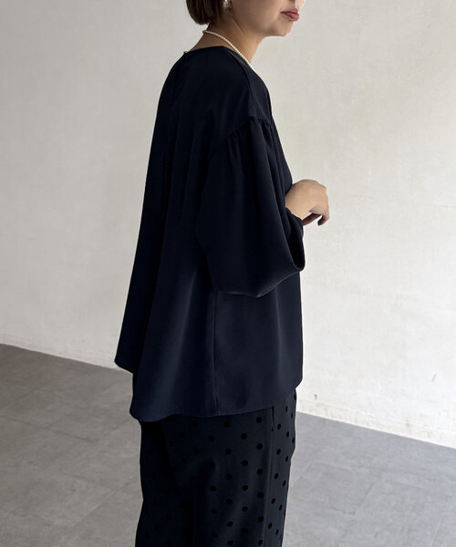 Chez toi(シェトワ)の「【セレモニー対応可】シンプルブラウス(シャツ/ブラウス・レディース・ネイビー/オフホワイト・FREE)」の22枚目の写真