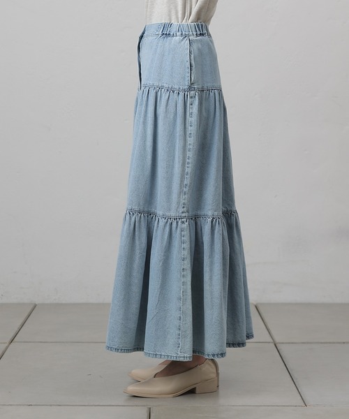 COLONY 2139（コロニートゥーワンスリーナイン）の「デニムティアードボタンスカート（デニムスカート・レディース・サックスブルー/ネイビー・SMALL/MEDIUM）」の20枚目の写真