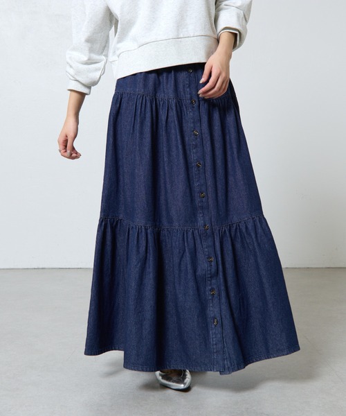 COLONY 2139（コロニートゥーワンスリーナイン）の「デニムティアードボタンスカート（デニムスカート・レディース・サックスブルー/ネイビー・SMALL/MEDIUM）」の6枚目の写真